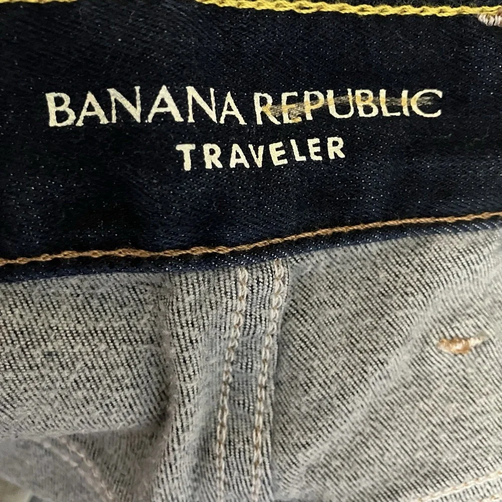 Banana Republic Traveler Jeans Mens Size 42x32 Dark Blue Slim Luxe Fit Leg Denim